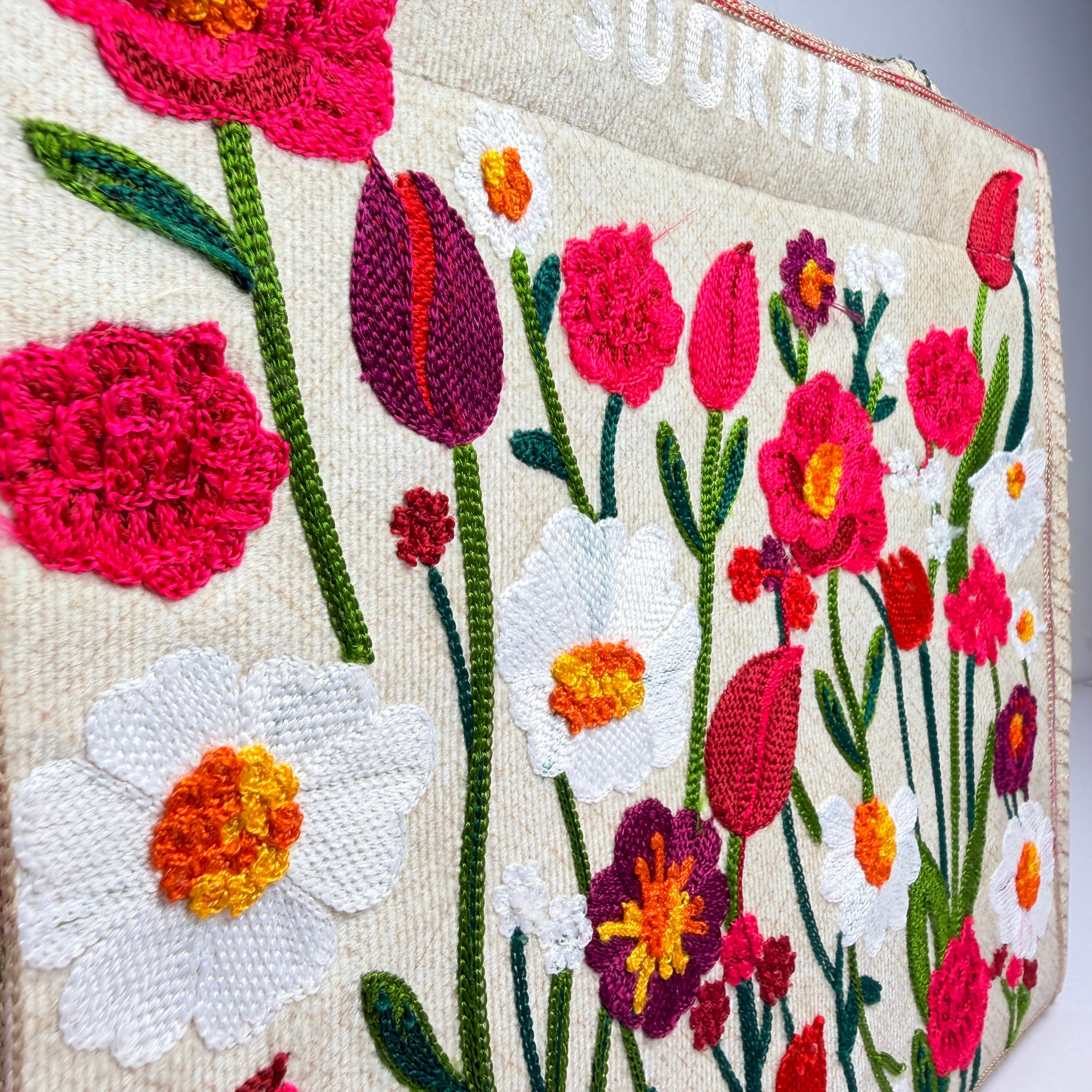Sookhri Heritage Embroidered Tote Bag (Free Clutch)